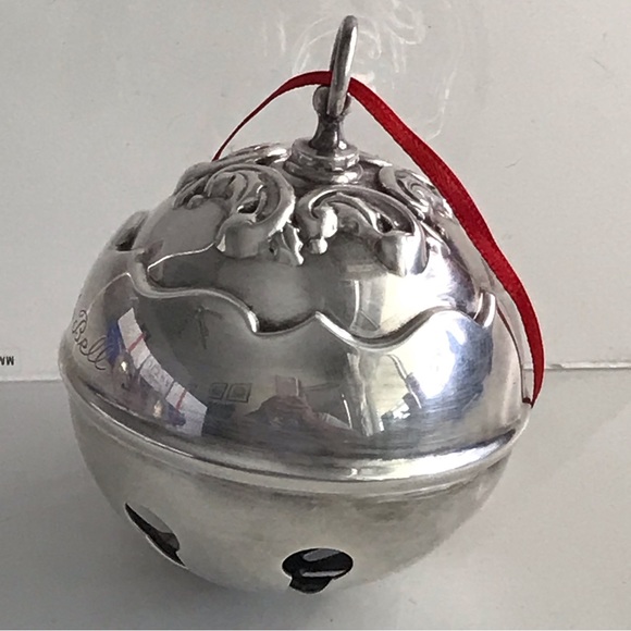 2001 REED & BARTON Silver Plate Holly Bell Christmas Ornament - Discontinued - Picture 2 of 9